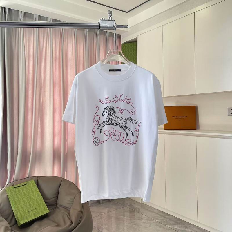 Louis Vuitton T-Shirt Unisex ID:20260604-277